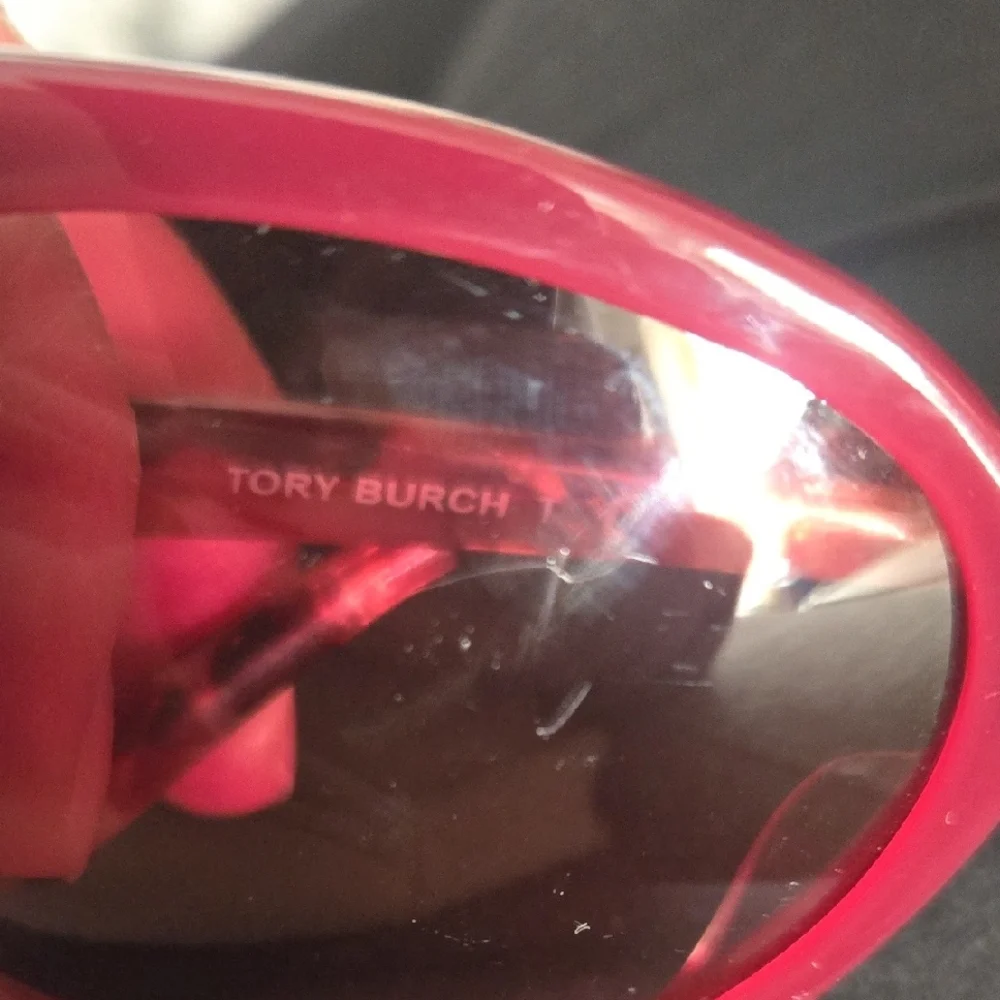 Tory Burch Burgundy Sunglasses with Case - Picture 11 of 15